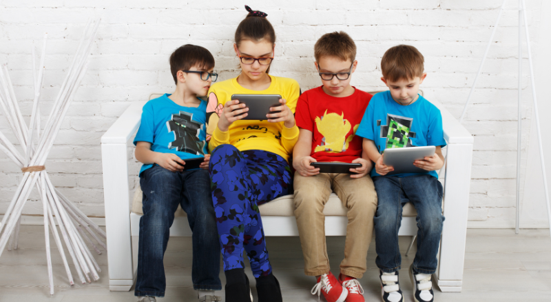 Kecanduan Gadget pada Anak: